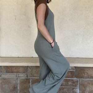 Stylish Ribbed Jumpsuit in Earth Tones